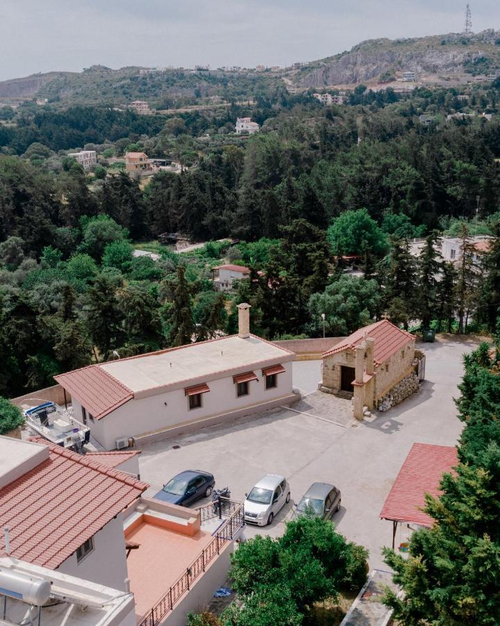 Blue Riviera Villas & Suites - Rodos Koskinou  ภายนอก รูปภาพ