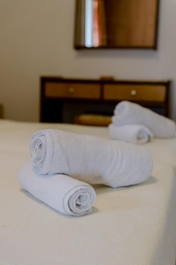 Blue Riviera Villas & Suites - Rodos Koskinou  ภายนอก รูปภาพ